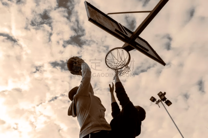 前瞻｜柏林联合0-4拜仁：拜仁目标欧冠，凯恩首冠